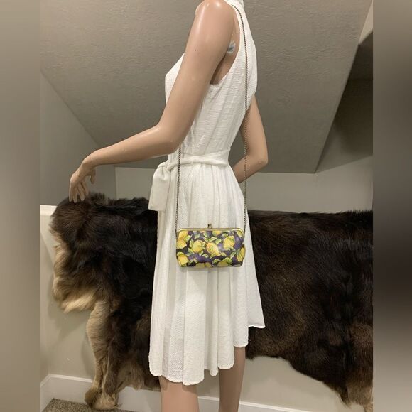 Handmade Cowhide Lemon Print Kisslock Small Clutch/Cosmetic bag/Phone Case - Picture 5 of 13